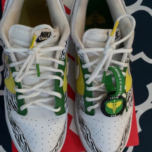 Dunks - Picture 5 of 5